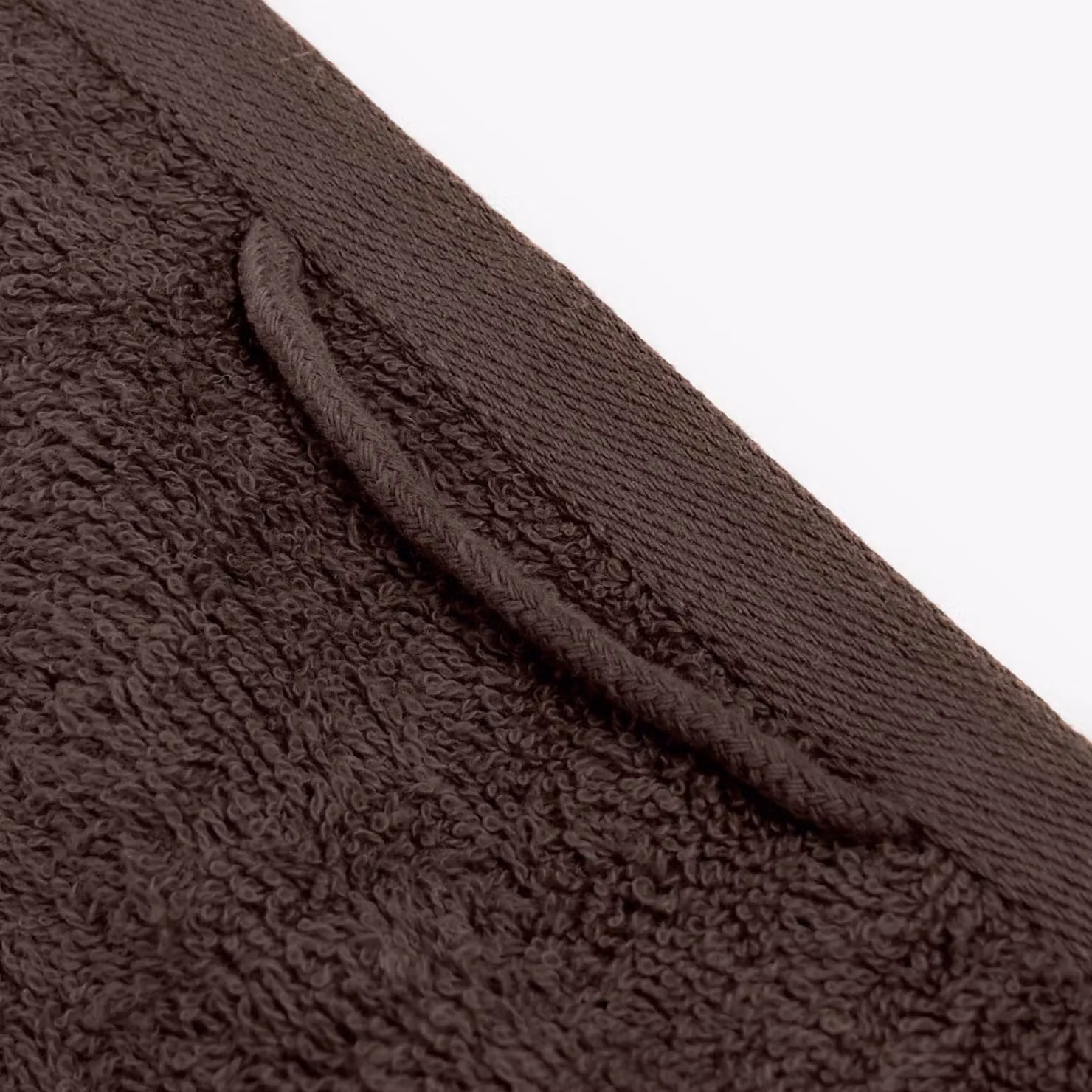 OHS 4 Pack of Fluffy 100% Cotton Bathroom Bath Towels in Brown – 2