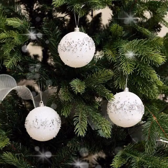 Melody Maison Set of 3 White and Silver Glitter Jewel Christmas Baubles, Diameter: 9 cm