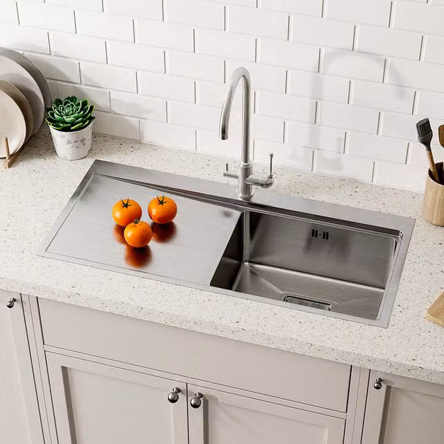 Livingandhome Stainless Steel Countertop Kitchen Basin in Grey and Silver