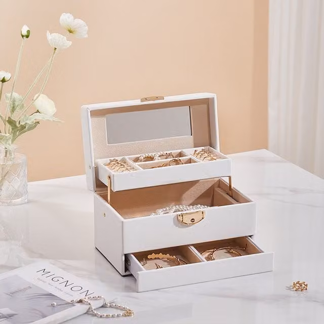Livingandhome White Leather and Fabric Jewellery Box with Handles
