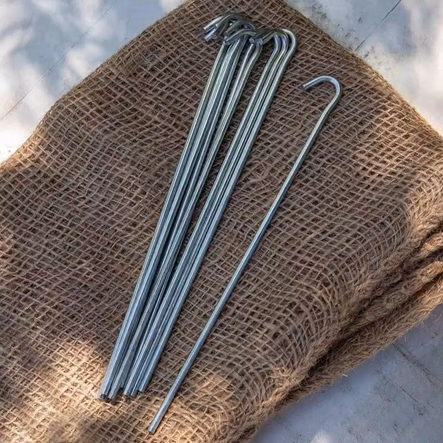 Gardman Brown Galvanised Steel Metal Garden Plant Support Pegs, 10 Pack