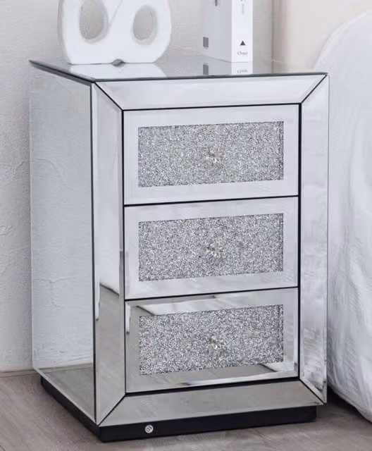 Comfy Living Ltd Diamond Mirror Crystal Bedside Table in Silver – 1