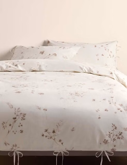 M&S Pure Cotton Pressed Floral Print Bedding Set, Beige, W: 180 cm x D: 200 cm