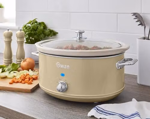 Swan Retro 6.5L Slow Cooker in Beige with Keep Warm Function and Dishwasher Safe Parts – 4