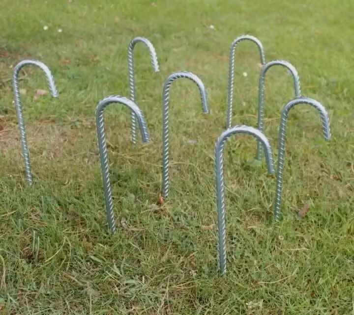 Marco Paul 8-Piece Silver Galvanised Steel Ground Pegs for Tents and Weed Fabric – 2