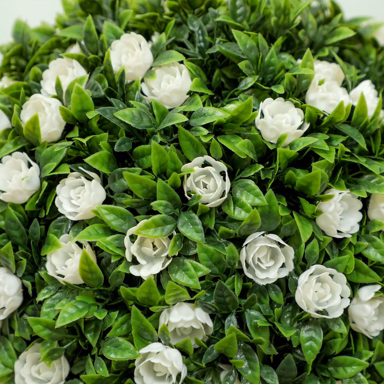 HOMCOM Set of 2 White Artificial Rose Ball Topiary Trees for Indoor and Outdoor Decor, Height: 60 cm – 7