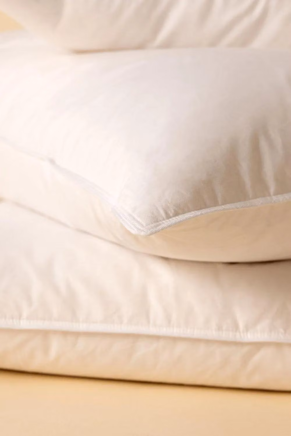 Surrey Down White Hungarian Goose Down Kingsize Pillow