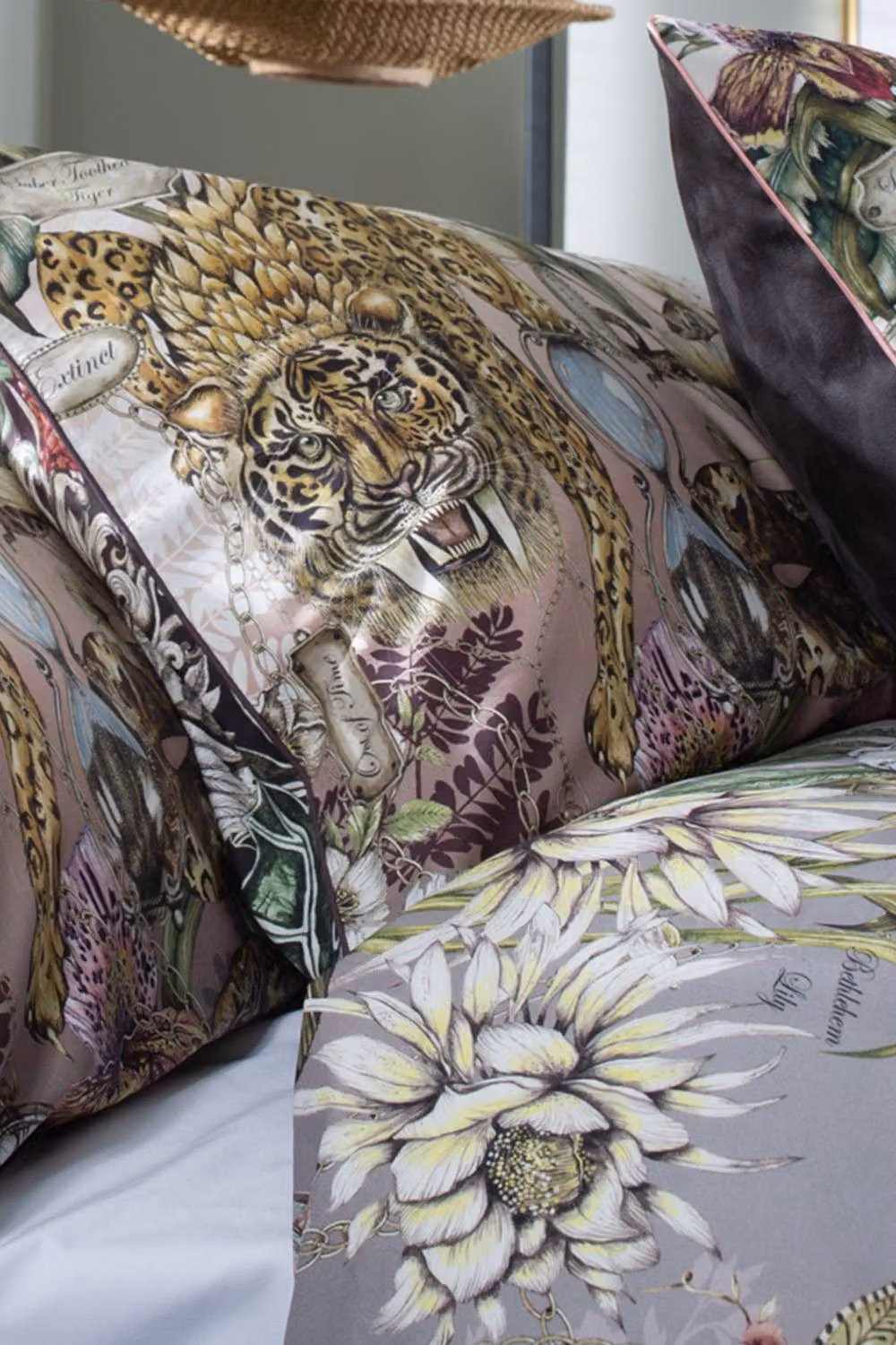 House of Norris Out Of Time Floral 100% Cotton Duvet Cover and Decorative Cushion Set, Multicolour, W: 140 cm, H: 200 cm – 2