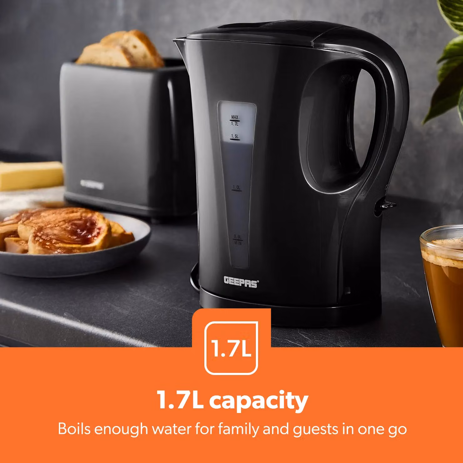 Geepas 1.7 l Cordless Electric Kettle with Rapid Boil 2200W in Black – 3