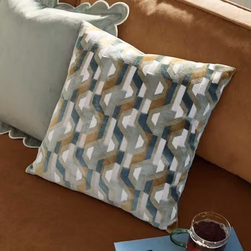 Riva Home Metro Prism Green Velvet Jacquard Decorative Square Cushion, W/D/H: 45 x 45 x 45 cm – 5
