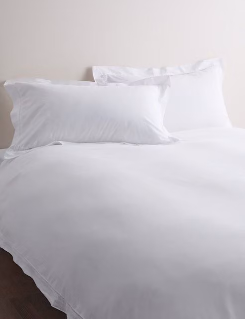 M&S Pure Cotton Ladder Stitch Bedding Set, White, W: 140 cm, L: 200 cm
