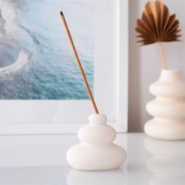 KDMK Speckle Balancing Stones Ceramic Incense Stick Holder, White