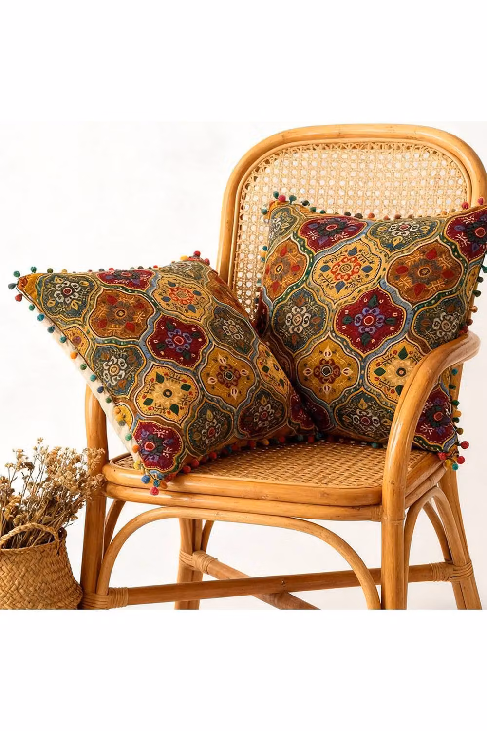 Living and Home Pack of 2 Multicolour Exotic Pattern Linen Throw Pillows with Inserts, W/D/H: 45 x 45 x 45 cm – 3