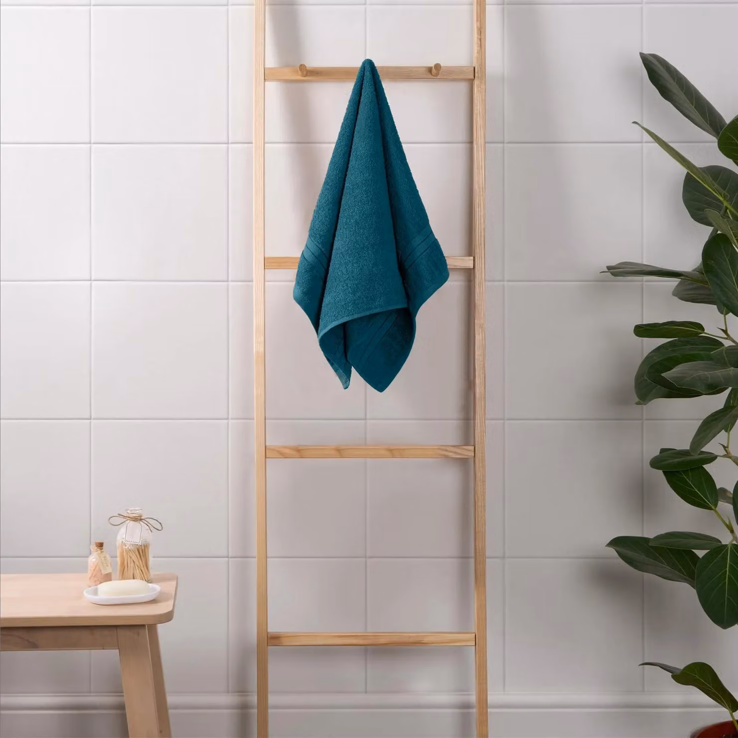 OHS Luxury Fluffy Cotton Hand Towel in Petrol Blue – 2