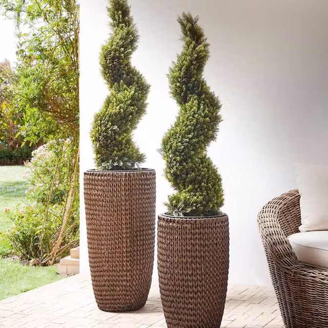 Wyld and Coco Brown PE Rattan Plant Pot Set of 2 with Plastic Inserts – 1