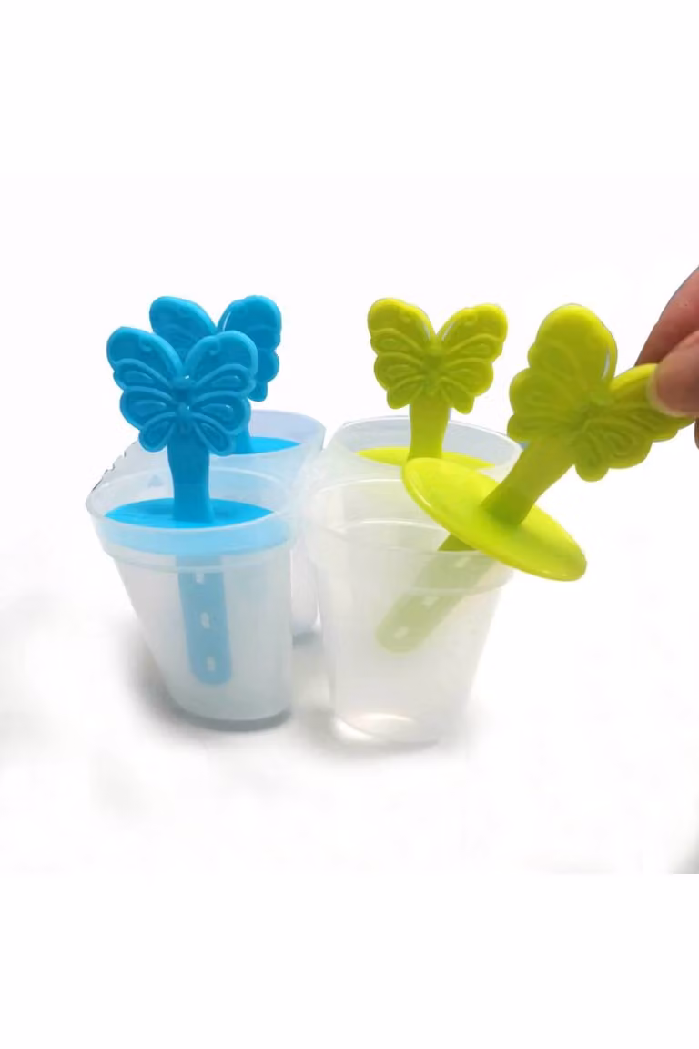 KDMD Plastic Popsicle Maker with 4 Molds in Assorted Colours