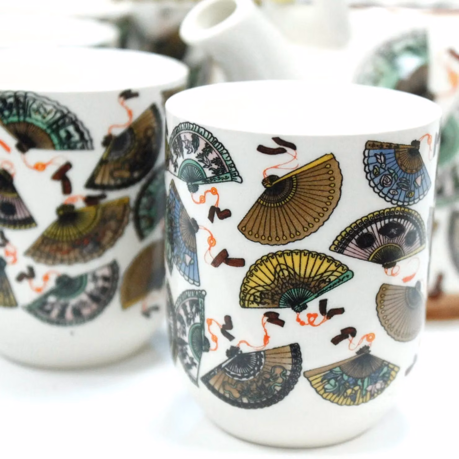 KDMD Ceramic Herbal Teapot Set with Infuser in Multicolour China Fans Design – 3