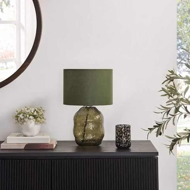 FurnitureboxUK Flynn Green Glass Table Lamp with Silver Metal Base – 1