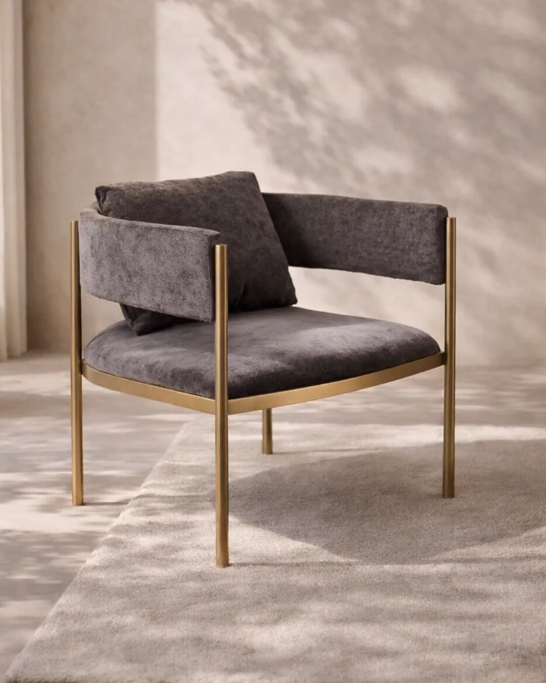 Tommy Franks Envie II Lounge Chair in Anthracite Velvet Fabric