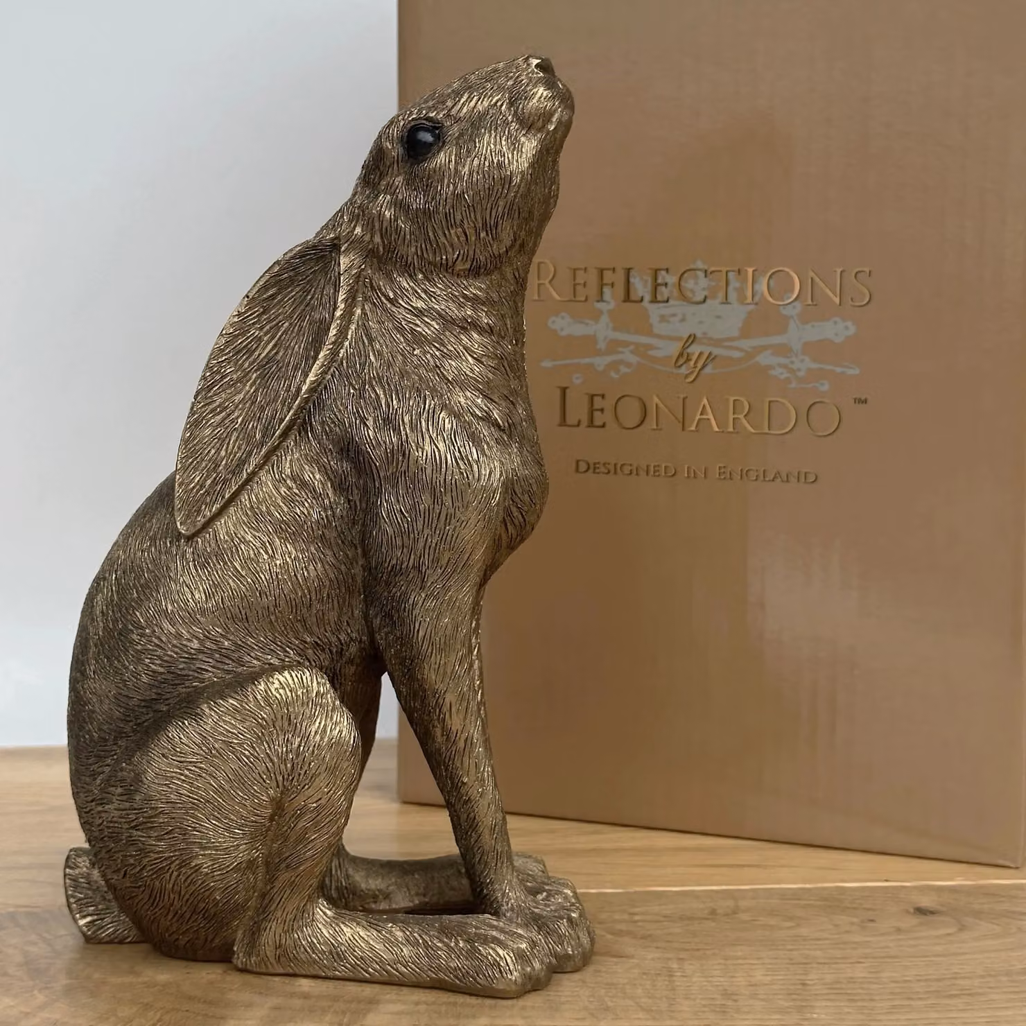 Animal Crackers Bronze Moongazing Hare Leonardo Reflections Range, Height: 18 cm – 2