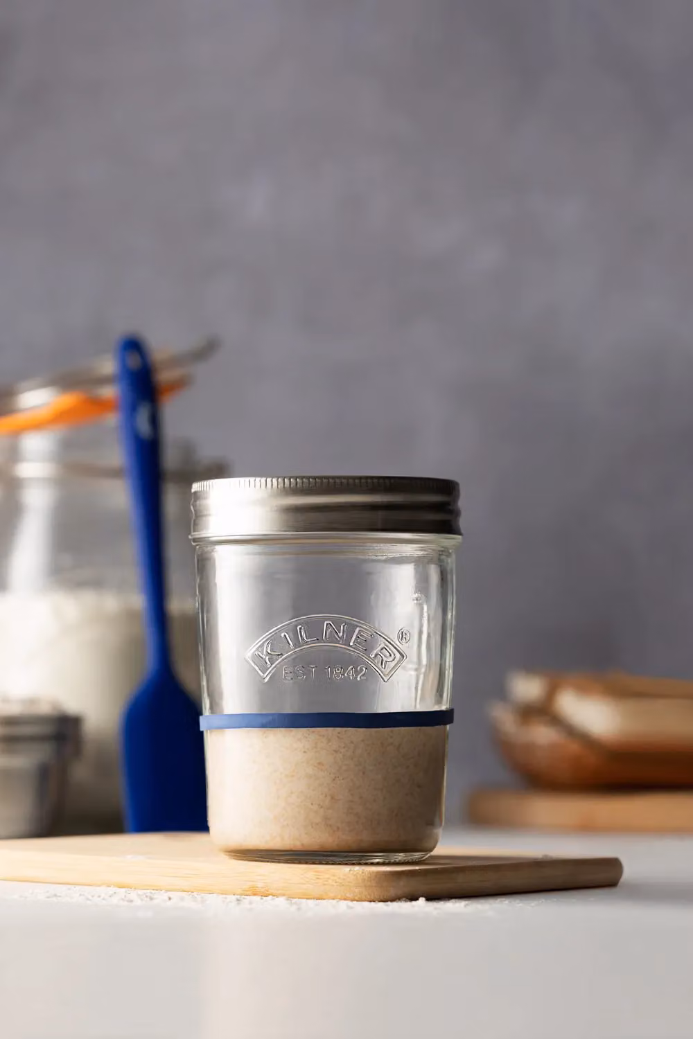 Kilner Sourdough Making Set in Clear Glass with Wood and Fabric Details – 3