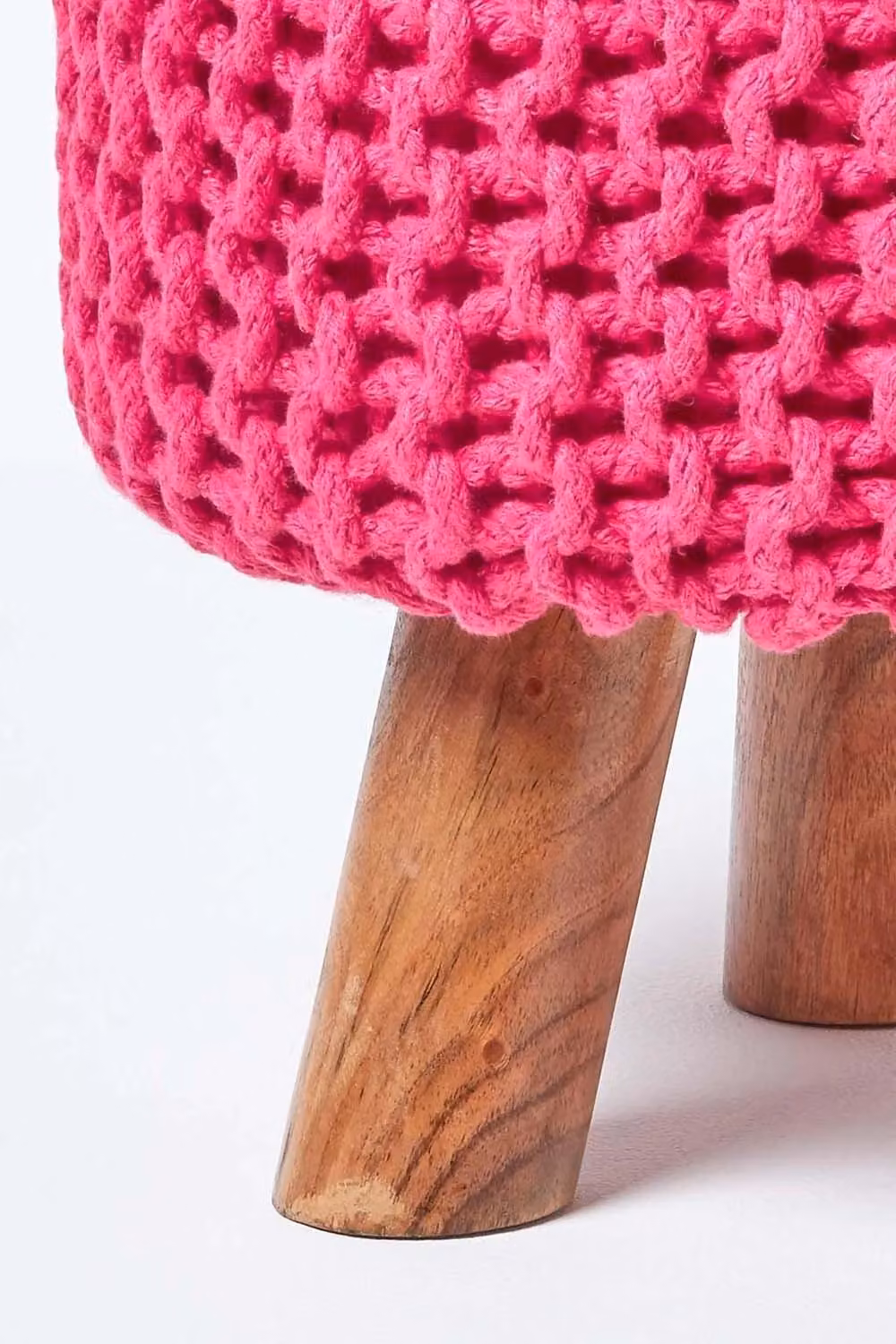 Homescapes Tall Pink Cotton Knitted Footstool with Wood Frame – 3