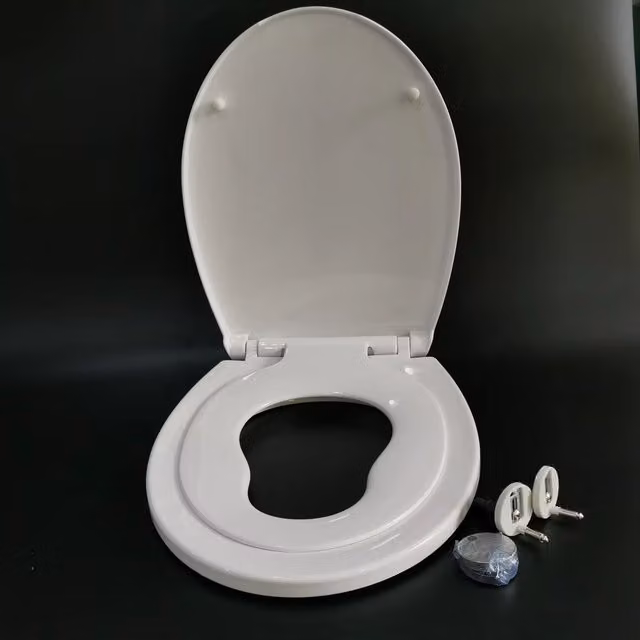 Smartbies 2-in-1 Family Toilet Seat with Soft Close Function in White – 2