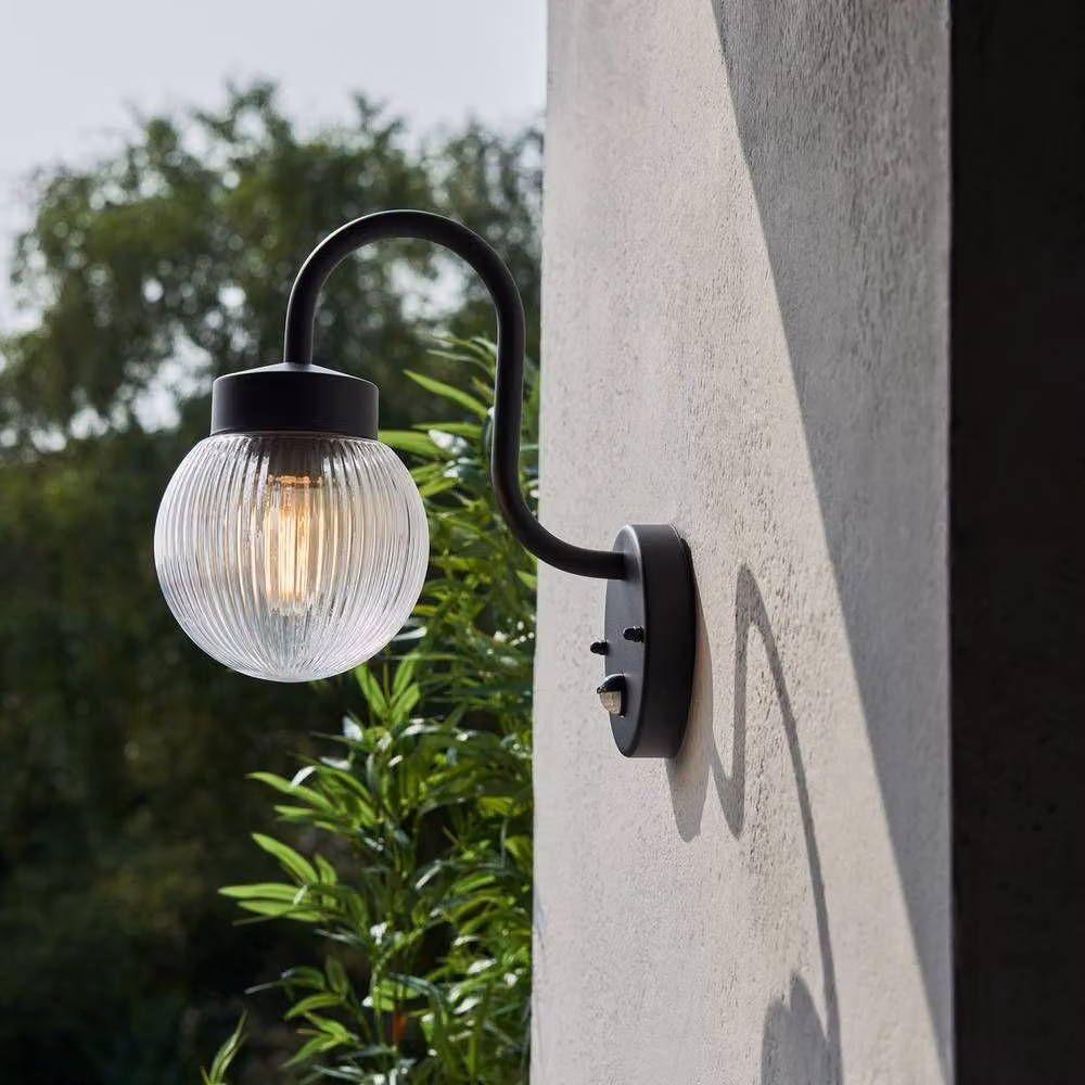 Netlighting Eldon Globe Wall Lamp in Black with Transparent Glass, IP44 Rated for Garden Use – 3
