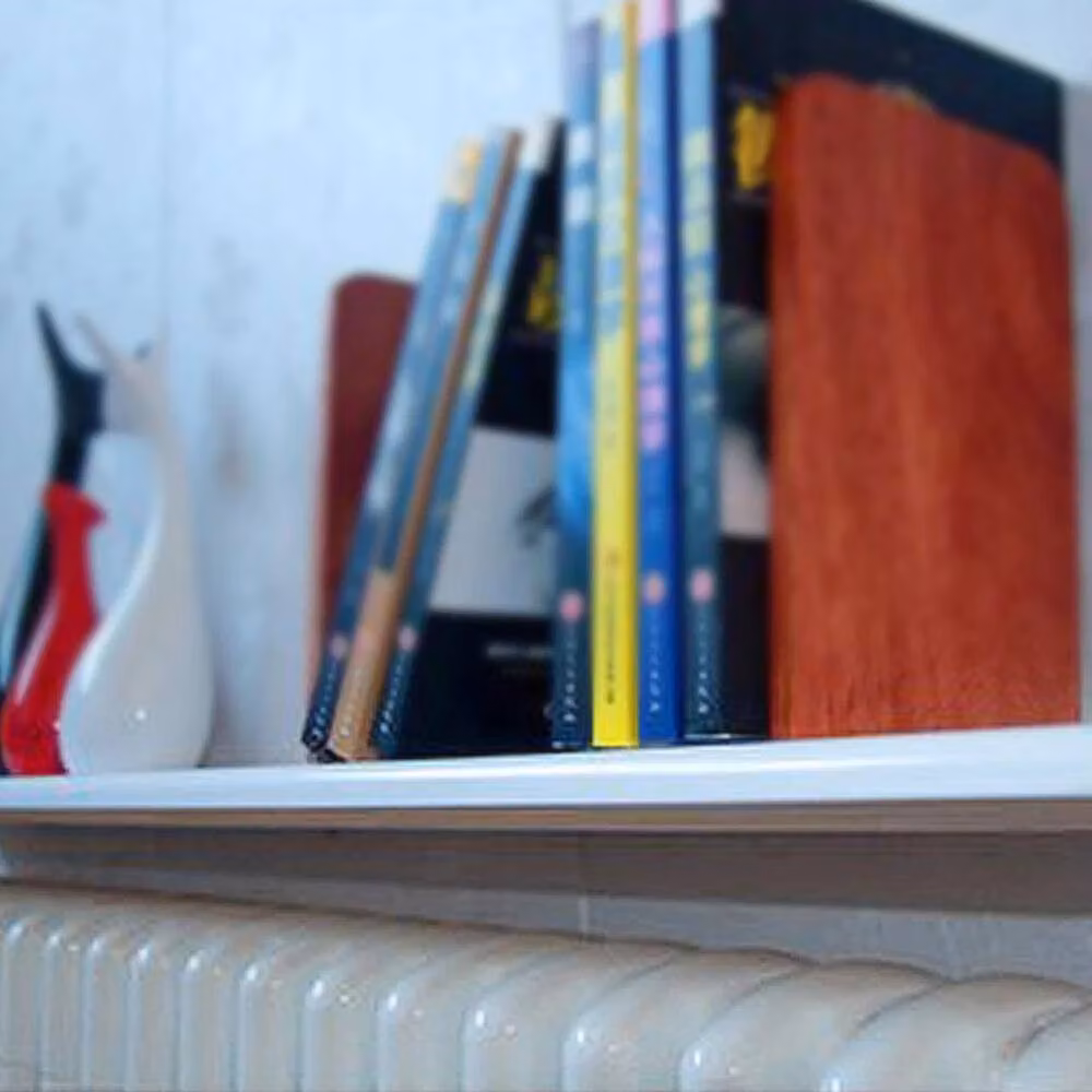 FLAVORA White Radiator Cover with Shelves, W: 90 cm