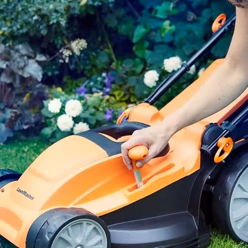 LawnMaster 1800W Electric Lawnmower in Orange with Mulching Kit and Collection Bag – 5