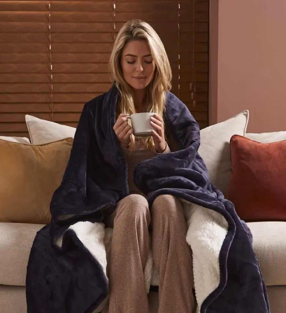 Morphy Richards EverCosy Large Blue Fleece Electric Heated Throw – 2