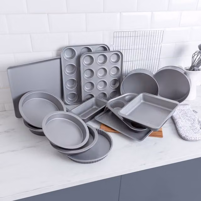 Baker and Salt 15 Piece Non-Stick Ultimate Baking Set in Silver