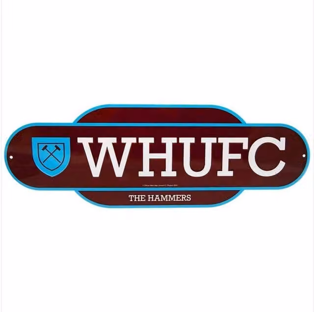 West Ham United FC Retro Years Metal Wall Plaque in Red – 1