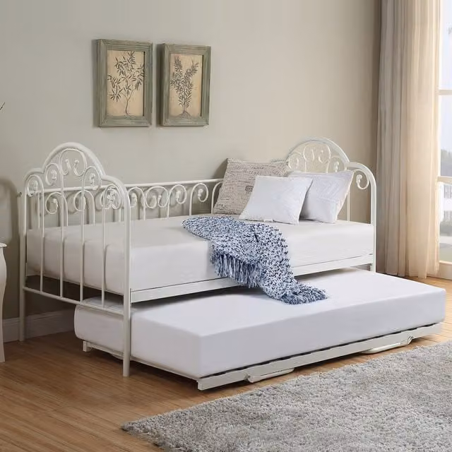 SlumberWorx Knebworth Shabby Chic Metal Day Bed Frame with Trundle in White, 90 x 190 cm
