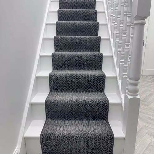 runrug Empire Stair Runner Carpet in Dark Grey, W: 60 cm, L: 720 cm – 2