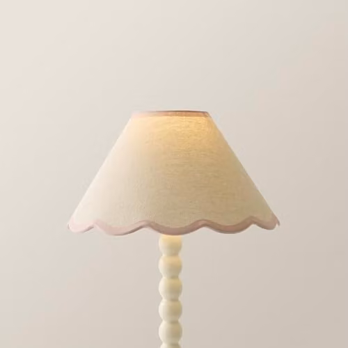 ValueLights Florie Small Tapered Fabric Lamp Shade with Scallop Trim in Pink, Blue or Beige, Width: 27.5 cm – 1