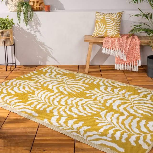 Furn Terrys Woven Floral Indoor/Outdoor Rug in Yellow, W/D/H: 120 x 180 cm – 1
