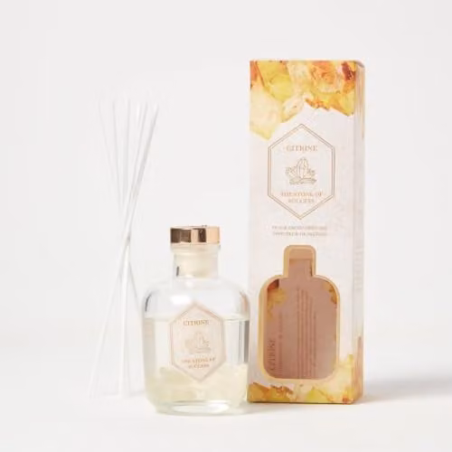 HOMESCAPES Citrine Crystal Reed Diffuser with Summer Garden Floral and Fresh Scent, Yellow