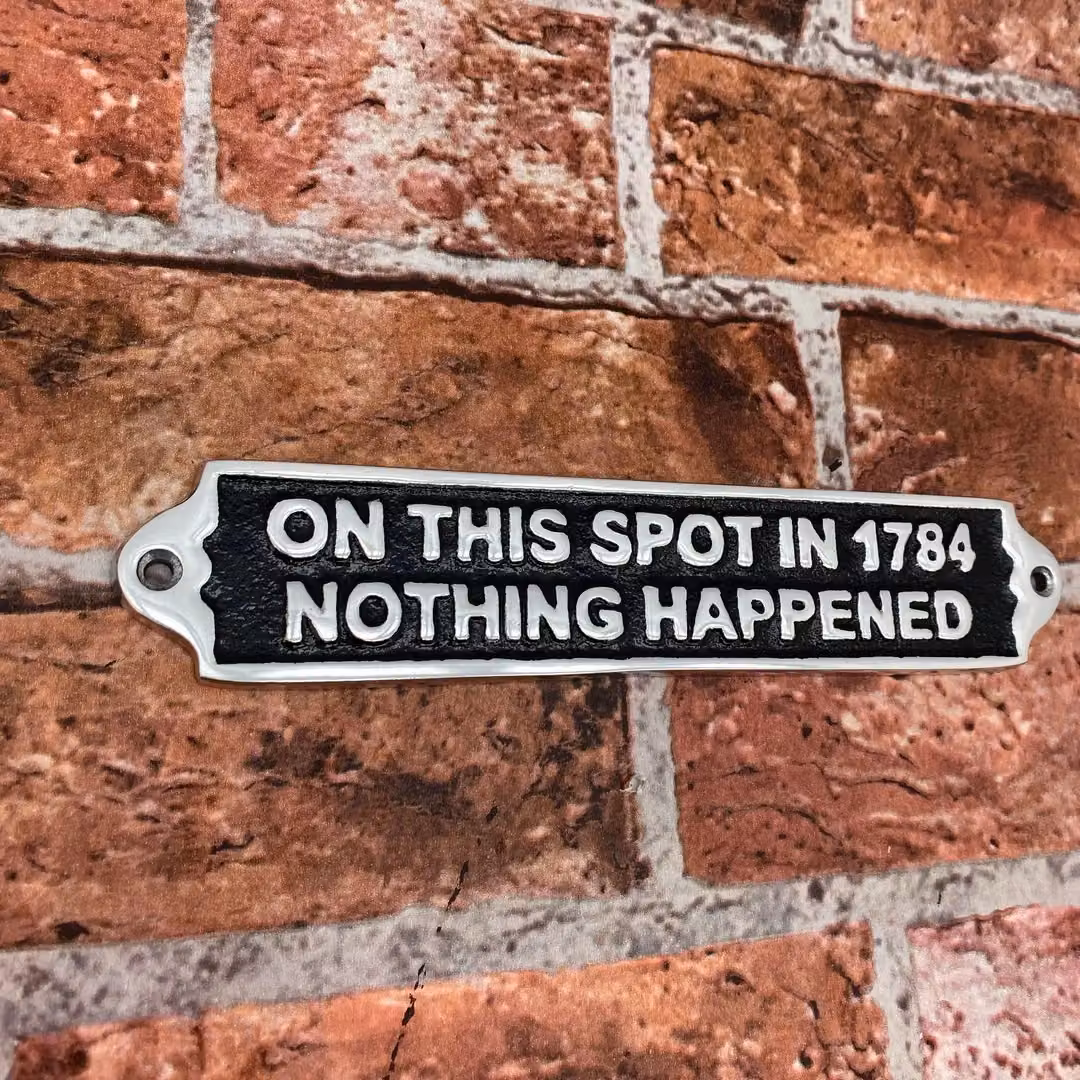 Minster On This Spot in 1784 Aluminium Wall Plaque in Black or Silver, W/H/D: 25 x 6 x 1 cm – 4