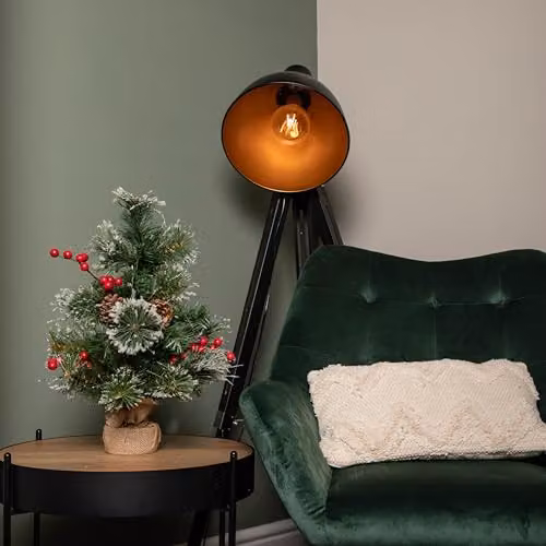 Samuel ALEXANDER 50cm Mini Christmas Tree in Burlap Base with Frosted Tips and Red Berries in Green and Red – 2