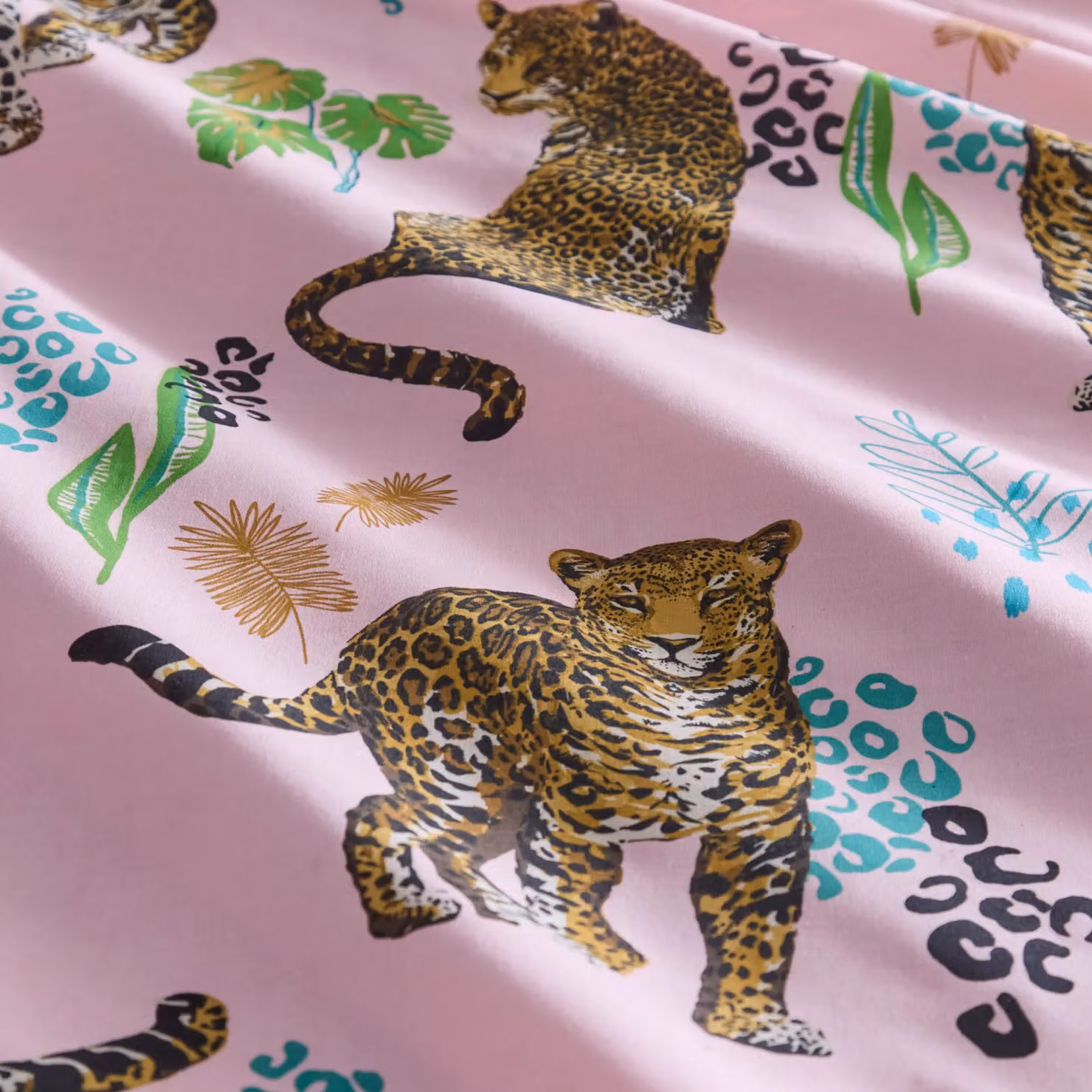 Portfolio Home Night Jaguar Animal Print Duvet Cover Set with Pillowcases in Pink, King Size (Duvet: 180 x 200 cm, Pillowcases: 50 x 75 cm) – 2