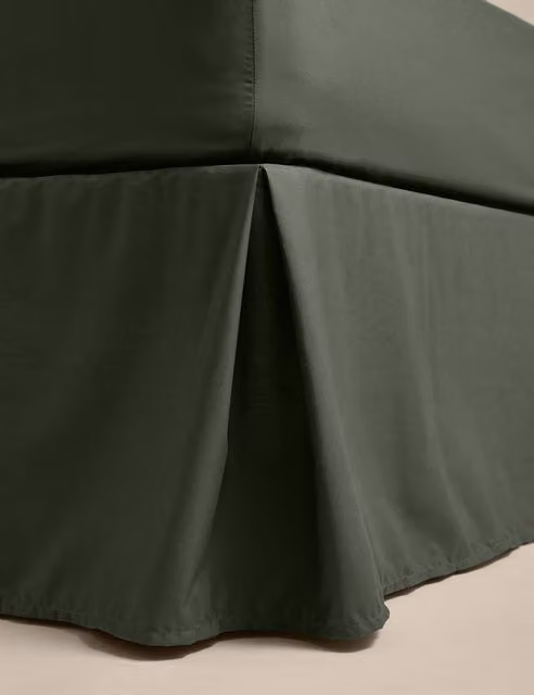 M&S Egyptian Cotton 230 Thread Count Percale Valance in Forest Green