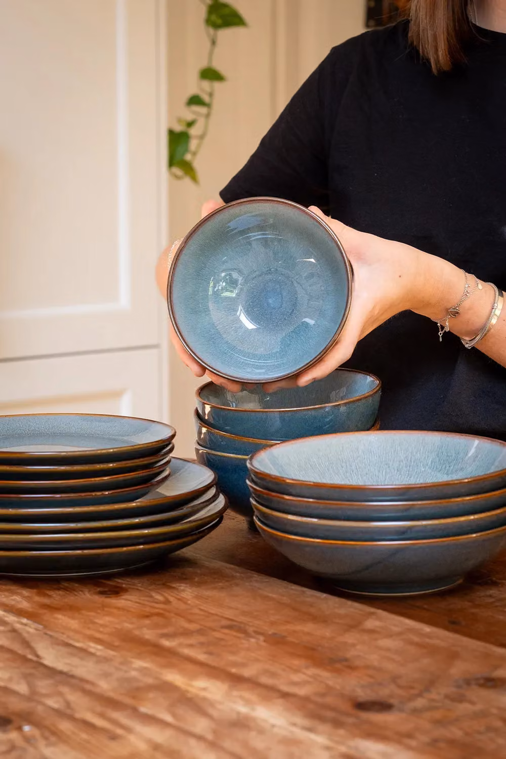 Scandi Home Set of Four Stavanger Blue Ceramic Pasta Bowls, Diameter: 21 cm – 2