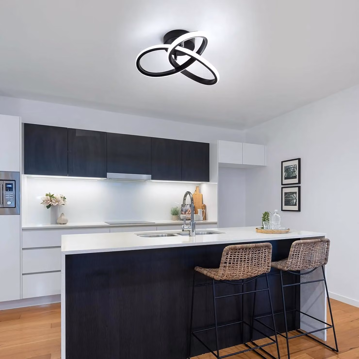 COMELY Modern Clover-Shaped LED Ceiling Light, 22W, 6500K Cool White, Black – 2