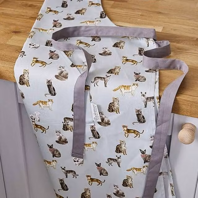 Cooksmart Curious Cats Cotton Apron in Multicolour – 1