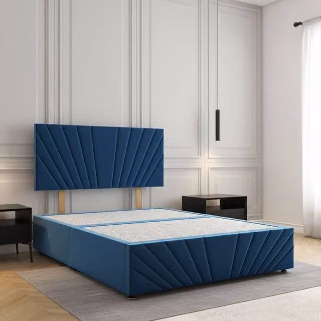 Regional Furnishings Luxury Velvet Upholstered Divan Bed in Blue, Size: Double (140 x 200 cm)