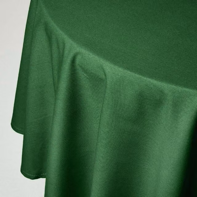 Homescapes Plain Round Cotton Tablecloth - Green
