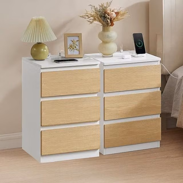VASAGLE Set of 2 Modern Bedside Tables with Power Strip in Cloud White and Almond Yellow