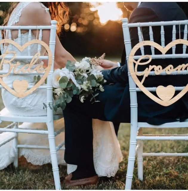 KDMD Wooden Heart Mr & Mrs Wedding Chair Signs in Light Brown – 1