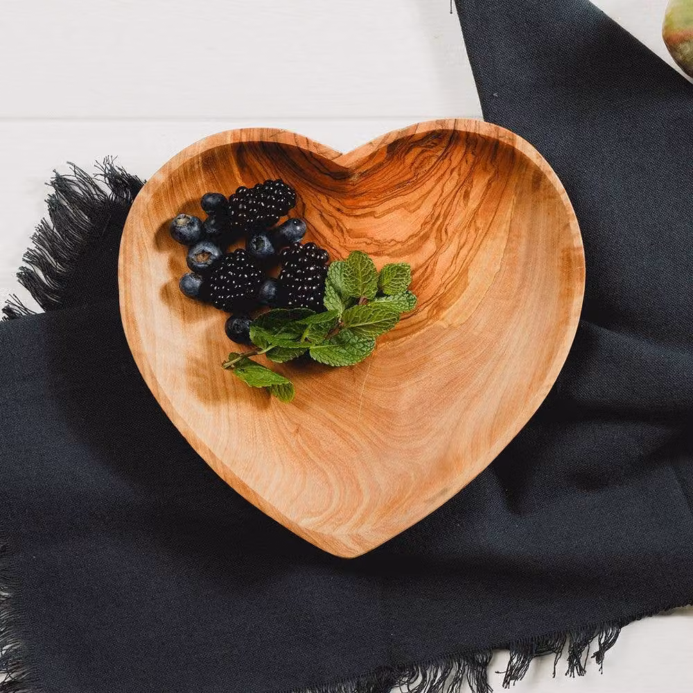 Selbrae House Solid Olive Wood Heart Serving Bowl in Brown and Beige – 2